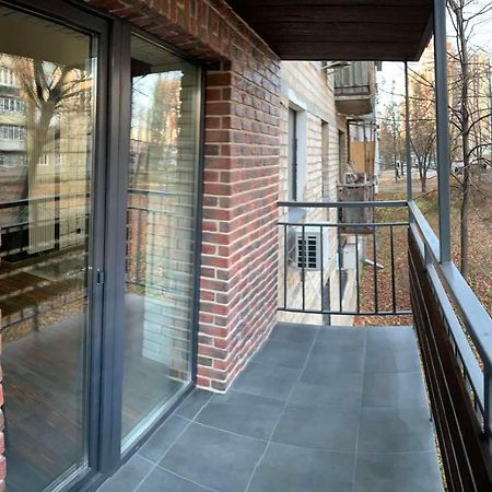 Уютная Квартира Возле Метро 23 Августа Leilighet Kharkiv Eksteriør bilde